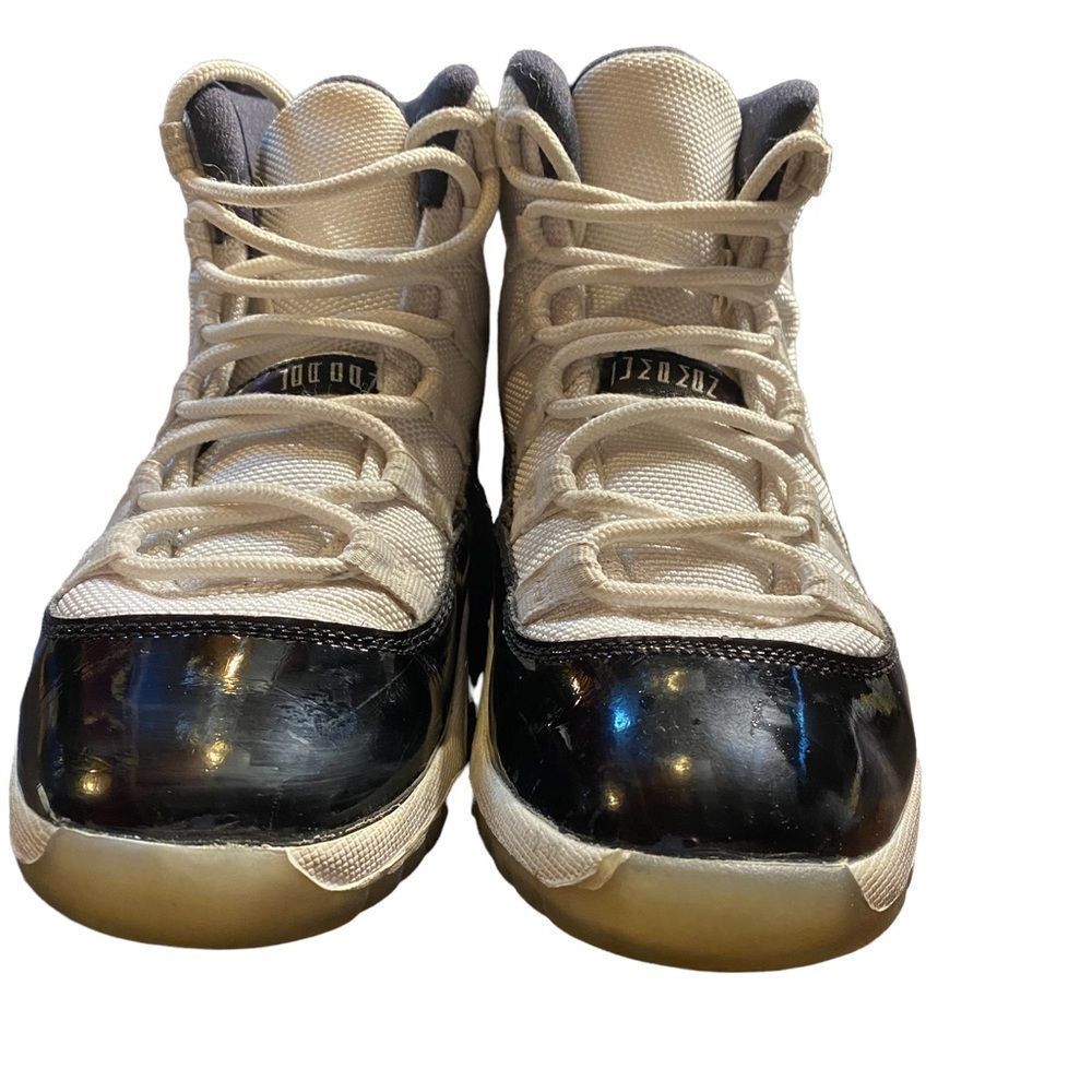 Nike Jordan 11 retro. Children